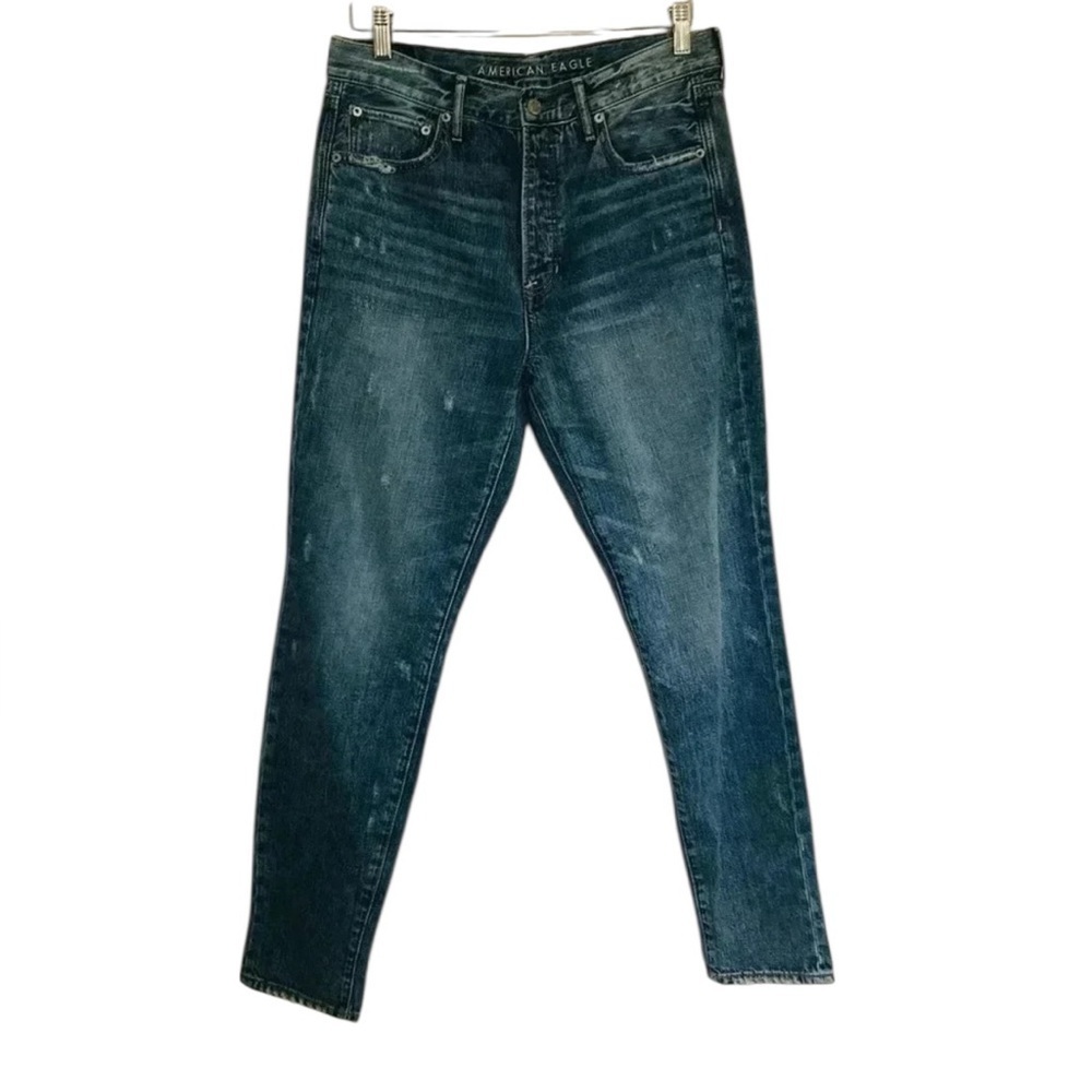 American Eagle Outfitters Women’s Medium Wash High Rise Girlfriend Jeans 8